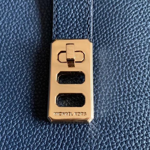 MICHAEL KORS KARSON CARRYALL TOTE NAVY BLUE NWT - Picture 6 of 6